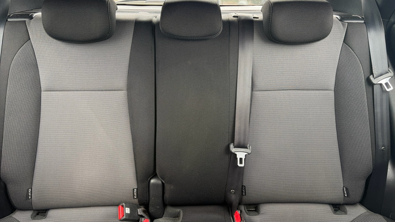 Hyundai i20 1.2 MPi SE 5dr Petrol Hatchback